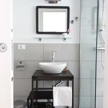 Porporella Nocleg ze śniadaniem *